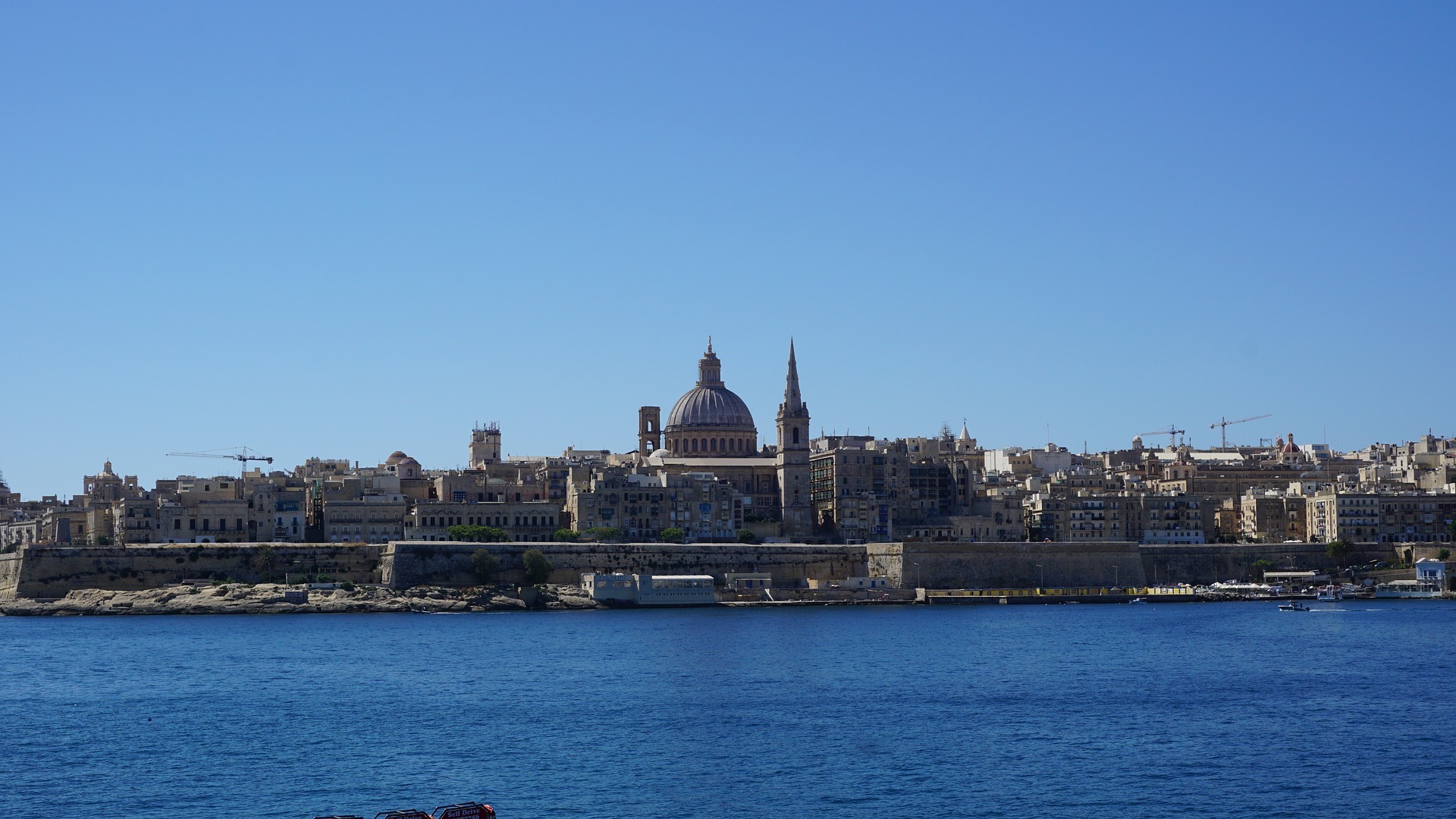 Living On The Waterfront In Malta Improves The Quality of Your Live